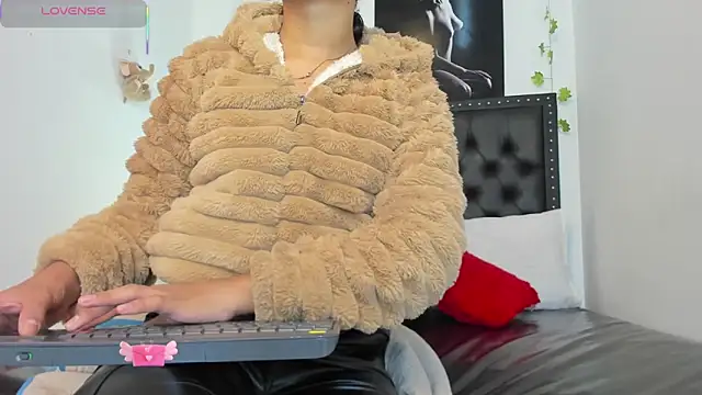 ScarlettVell online show from January 12, 7:20 pm