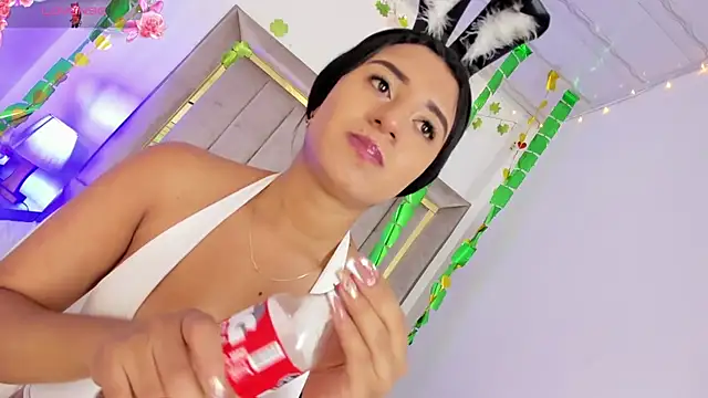 ScarlettVell online show from March 4, 8:49 pm