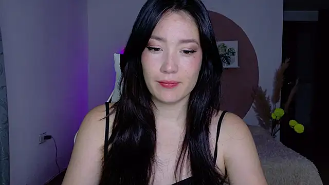 Eliih 01 online show from April 19, 3:29 am