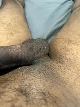 Snapshot of Madu0999 chatting on October 1, 6:12 pm Madu0999 online show from October 1, 6:12 pm