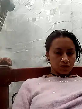 Snapshot of bravepetunia chatting on October 15, 2:47 pm bravepetunia online show from October 15, 2:47 pm