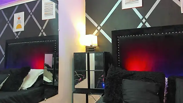 Snapshot of bravepetunia chatting on October 10, 1:01 pm bravepetunia online show from October 10, 1:01 pm
