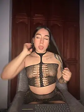Snapshot of KaditaNavarro chatting on September 8, 10:53 pm KaditaNavarro online show from September 8, 10:53 pm