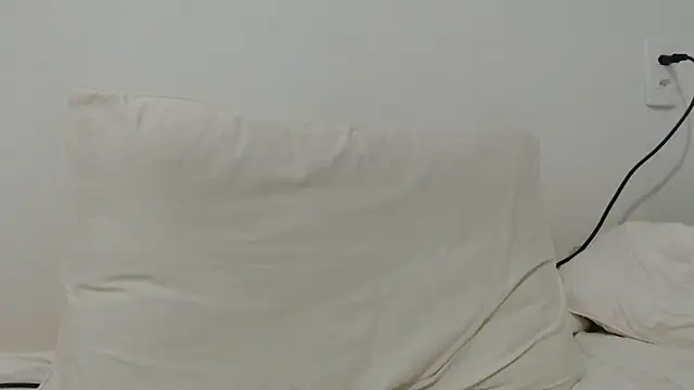 Luaproibida online show from September 21, 1:11 am