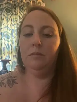 Snapshot of Domimommy420 chatting on October 1, 9:40 pm Domimommy420 online show from October 1, 9:40 pm