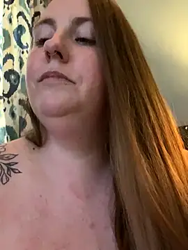 Snapshot of Domimommy420 chatting on September 29, 8:25 pm Domimommy420 online show from September 29, 8:25 pm