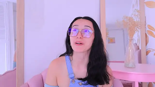 Ginevra esposito online show from November 28, 12:49 pm