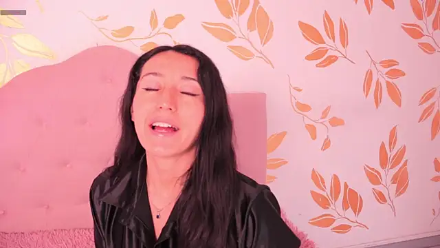 Ginevra esposito online show from March 12, 12:53 pm