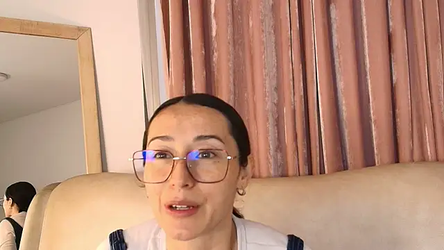 Ginevra esposito online show from March 30, 12:50 pm