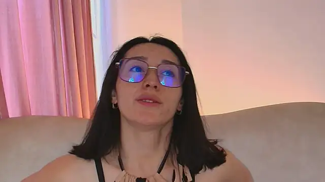 Ginevra esposito online show from May 7, 12:52 pm