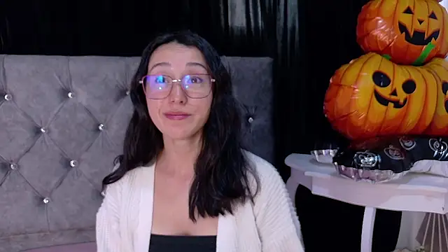 Ginevra esposito online show from October 30, 12:58 pm