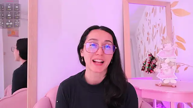 Ginevra esposito online show from December 18, 12:42 pm