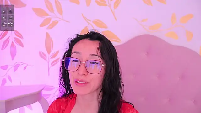 Snapshot of Ginevra_esposito chatting on February 13, 12:49 pm Ginevra esposito online show from February 13, 12:49 pm