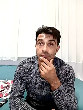 Snapshot of alex10alexx chatting on October 8, 12:01 am alex10alexx online show from October 8, 12:01 am