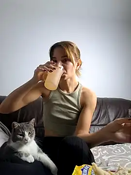 D4ddyslut online show from November 28, 12:27 pm