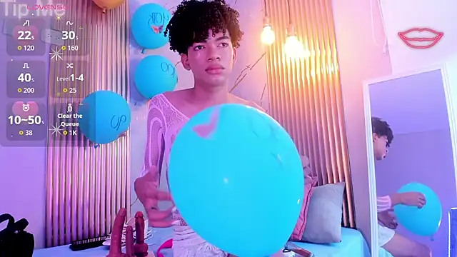 Ivone Rose  online show from November 9, 12:31 pm