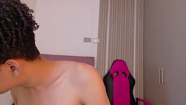 Ivone Rose  online show from October 29, 12:26 pm