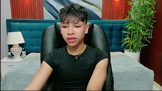 dilan 911 online show from February 11, 5:46 pm