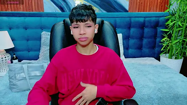 dilan 911 online show from March 18, 6:42 pm