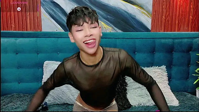 dilan 911 online show from February 1, 6:17 pm