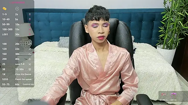 Snapshot of dilan_911 chatting on October 3, 5:47 pm dilan 911 online show from October 3, 5:47 pm