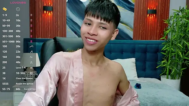 dilan 911 online show from December 5, 6:39 pm