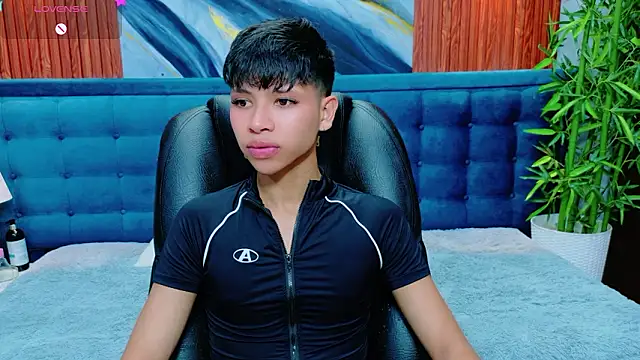 dilan 911 online show from March 15, 5:53 pm