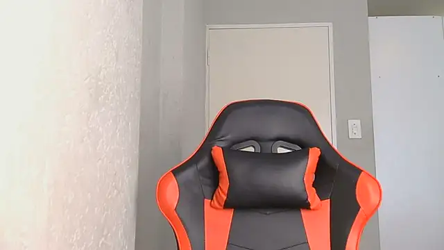 Snapshot of Ballenciaa chatting on October 21, 11:20 am Ballenciaa online show from October 21, 11:20 am