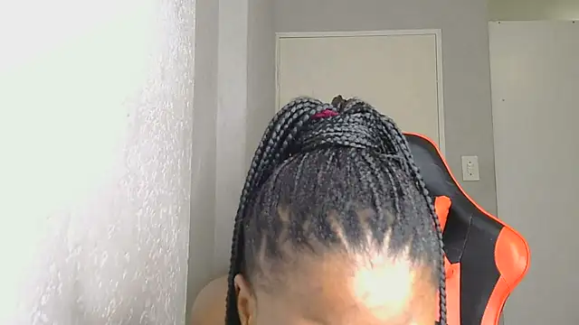 Snapshot of Ballenciaa chatting on November 15, 8:24 pm Ballenciaa online show from November 15, 8:24 pm