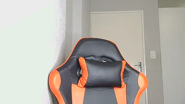 Snapshot of Ballenciaa chatting on October 24, 9:03 pm Ballenciaa online show from October 24, 9:03 pm