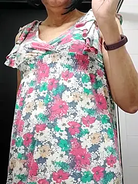 Emily de Carla online show from February 12, 7:30 am