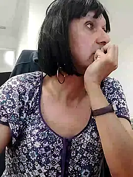 Emily de Carla online show from July 14, 1:39 pm
