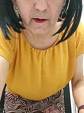 Emily de Carla online show from February 10, 4:39 pm