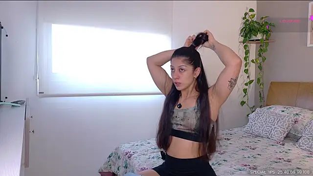 sarah rayy online show from January 14, 9:07 pm