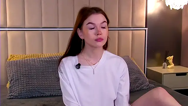 Wanda Wild online show from September 18, 4:04 am