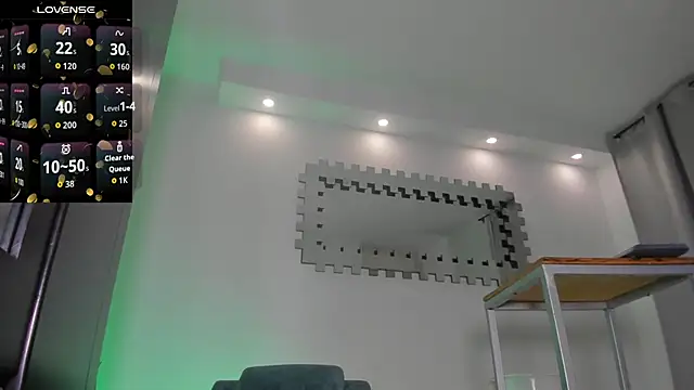 Snapshot of Luck_Andrew chatting on September 12, 4:34 am Luck Andrew online show from September 12, 4:34 am