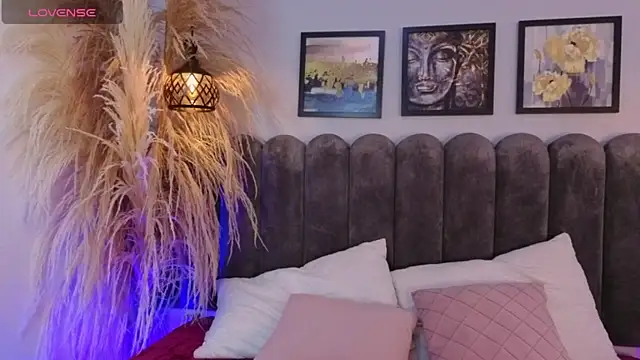 Dark nina  online show from February 25, 3:40 am