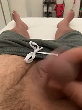 Skizzo6980 online show from July 17, 9:28 am