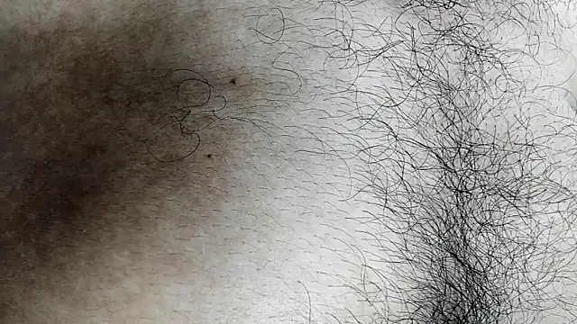 Snapshot of latinhotmuscle chatting on November 3, 8:07 am latinhotmuscle online show from November 3, 8:07 am