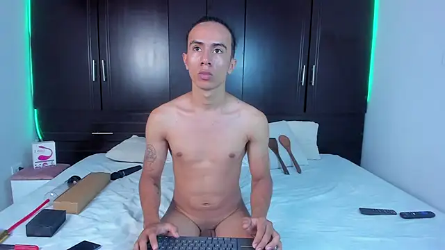 Snapshot of zadders_yb chatting on September 12, 5:18 am zadders yb online show from September 12, 5:18 am