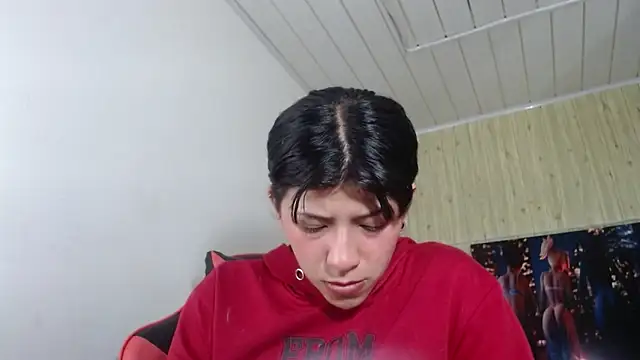 Raven Rouge  online show from September 28, 5:25 am