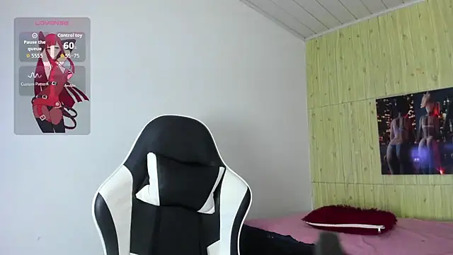 Raven Rouge  online show from December 4, 3:27 am