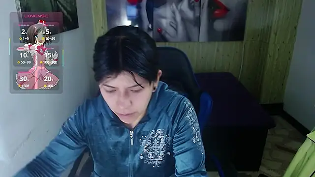 Raven Rouge  online show from October 10, 4:35 am