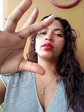 Vikyvoyeur online show from March 7, 9:42 pm