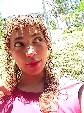 Vikyvoyeur online show from October 2, 4:54 pm