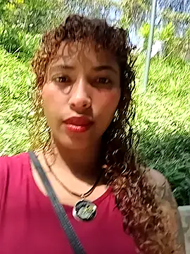 Vikyvoyeur online show from November 7, 6:34 pm