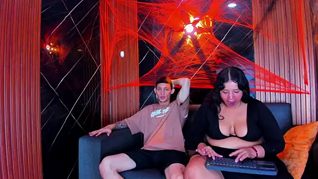 Stephy  online show from October 25, 12:10 am