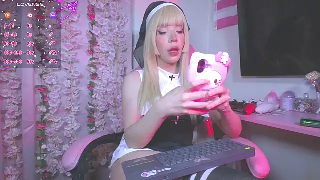 victoriabb28 online show from June 3, 3:40 am