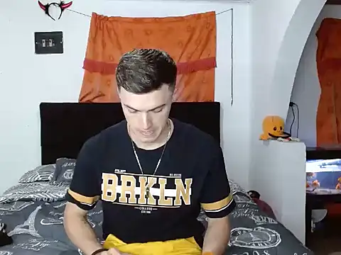 Ken bigcock77 online show from October 1, 1:11 am