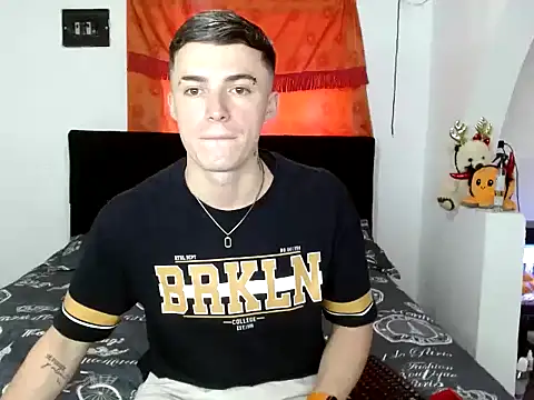 Ken bigcock77 online show from October 20, 9:15 pm